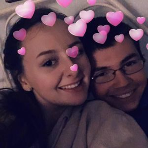 Meet your Posher, Hallie